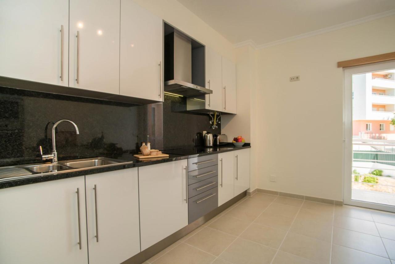 Central Modern 2 Bed Apartment Armação de Pêra Zewnętrze zdjęcie
