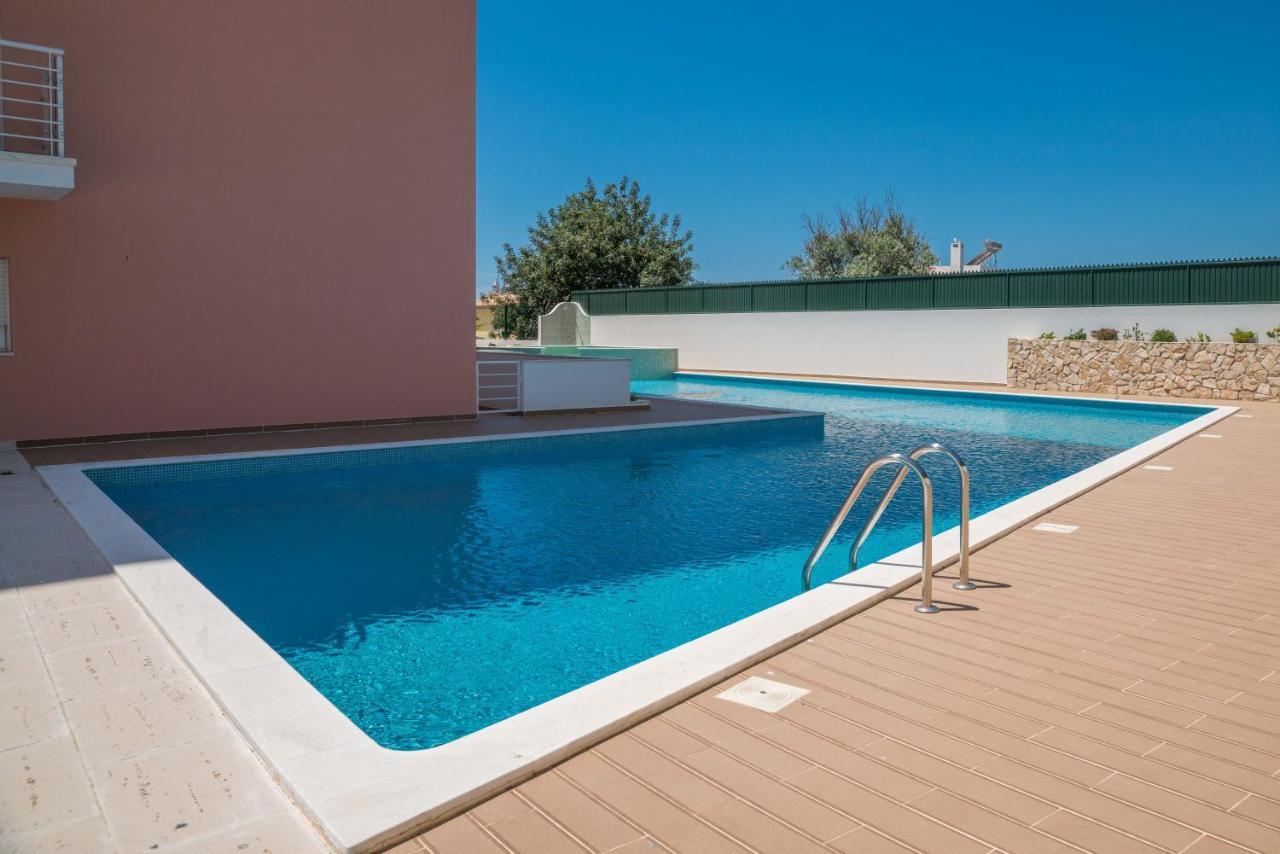 Central Modern 2 Bed Apartment Armação de Pêra Zewnętrze zdjęcie