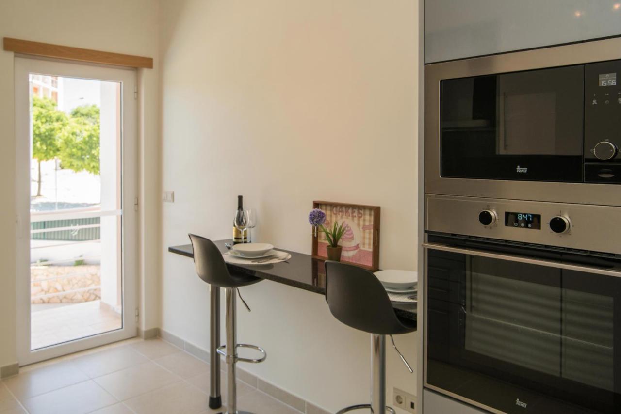 Central Modern 2 Bed Apartment Armação de Pêra Zewnętrze zdjęcie